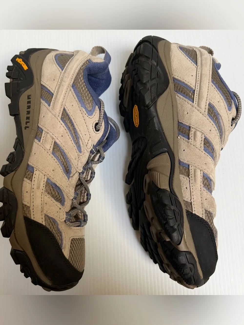 Women’s Merrell Moab Beige/Blue/Black Trail Running/Hiking Shoes